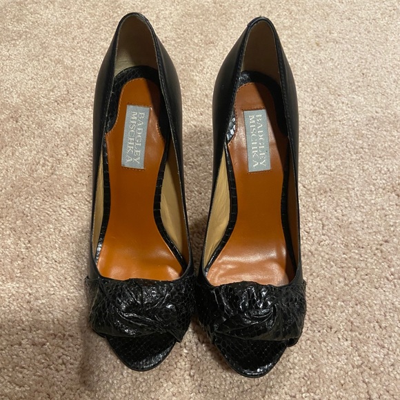 Badgley Mischka - Peep Toe Platform Heels - Picture 1 of 4